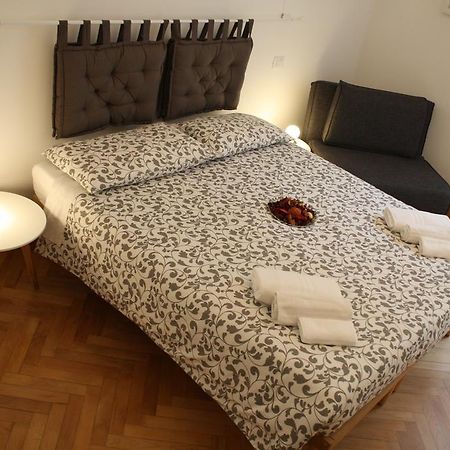 Casa Mia - No Reception Bed and Breakfast Trento Rum bild